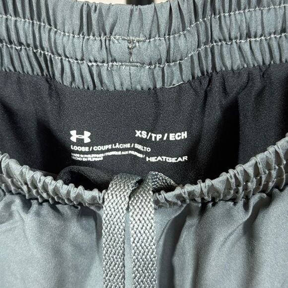 Under Armour Athletic Shorts - Picture 4 of 6